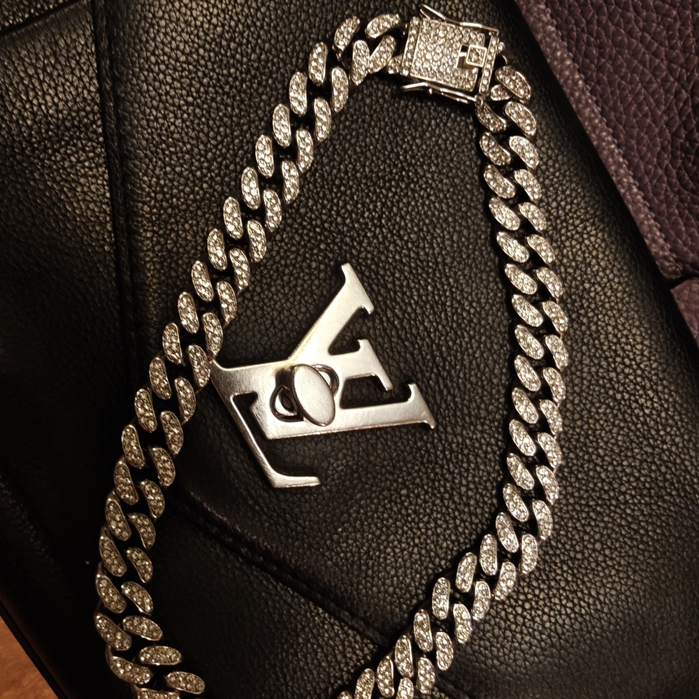 Gorgeous Crystal Choker